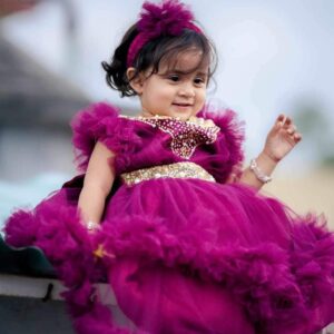 বেবি লেয়ার্ড পার্টি ফ্রক