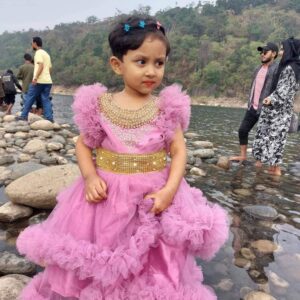 বেবি লেয়ার্ড পার্টি ফ্রক